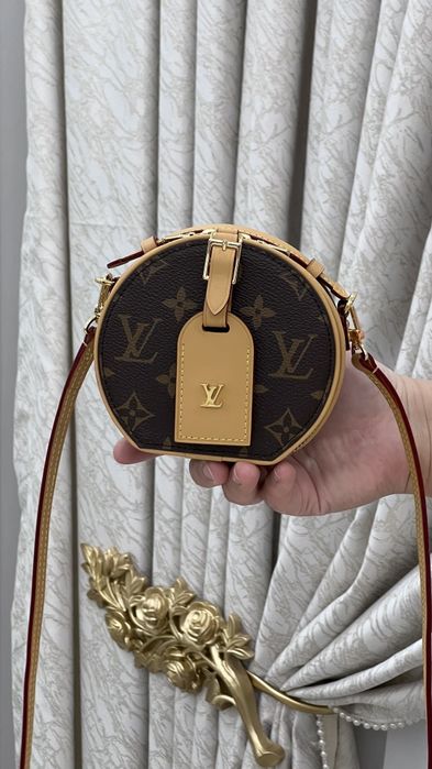 Сумка Louis Vuitton Mini Boite Chapeau