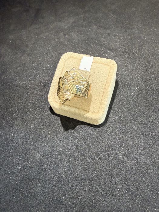 Нов Златен Пръстен 2.05гр 14К