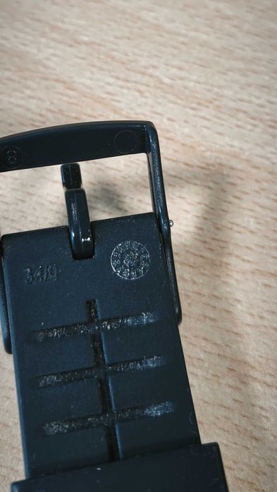 Swatch  SUSB402 часовник