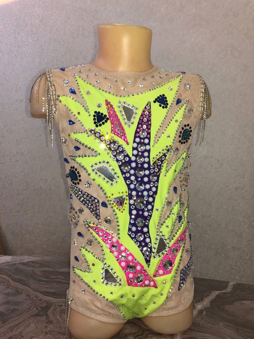 Купальник для художественной гимнастики на прокат