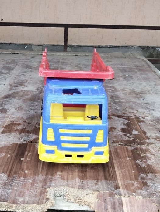 Большой детский грузовик-самосвал