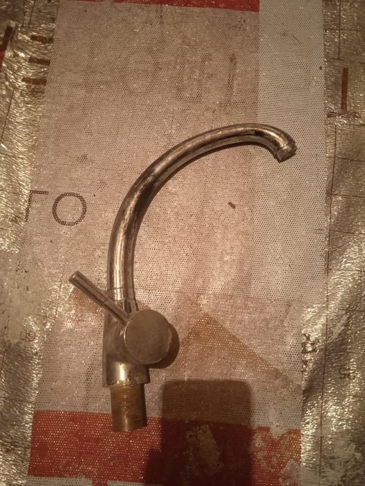 Продам кран, смеситель.
