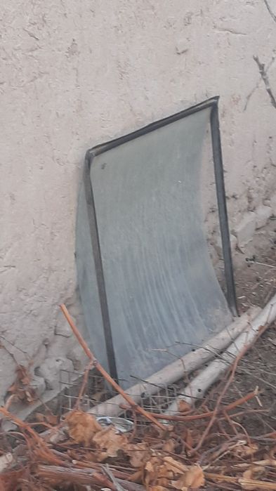 Elektromototsikning kabinasi labavoyi bilan