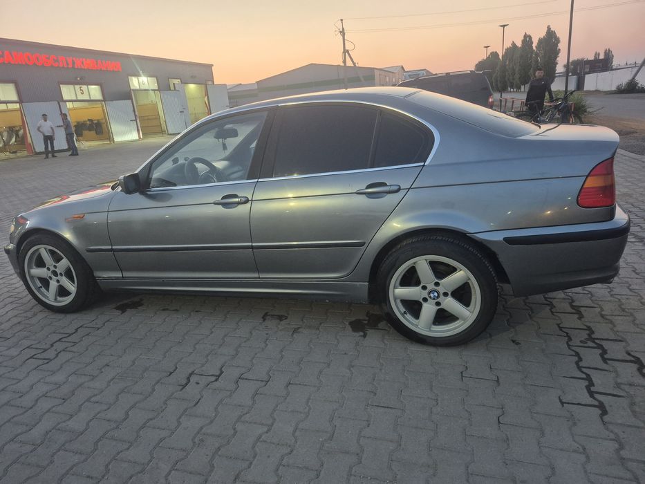 BMW 328 срочно продам или обмен