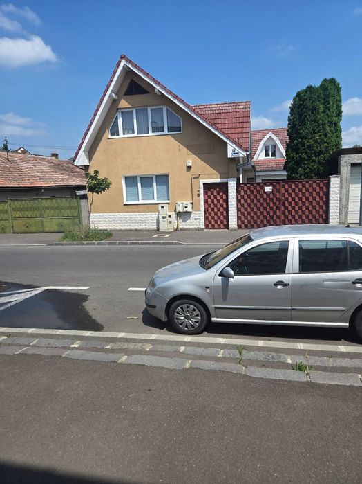 Vand casa individuala Tg Mures zona Libertatii
