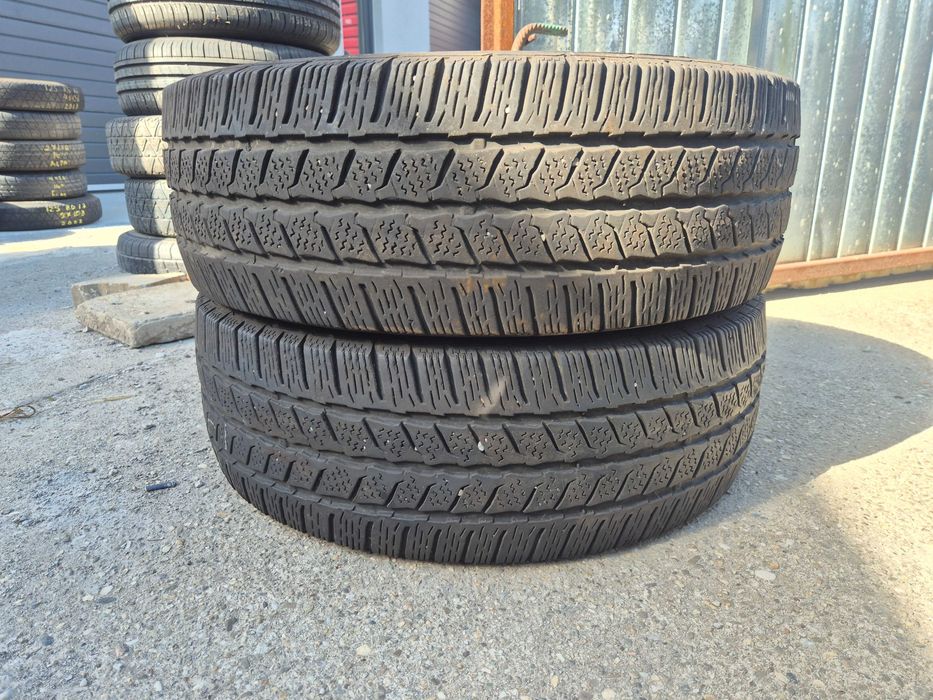 2 Anvelope de IARNA - 215/65/16C - Continental Van Winter - Stare F BUNA - DOT 2024 !