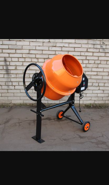 Бетономешалка Янги