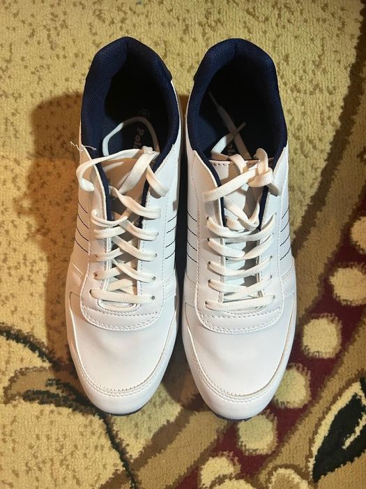 Белые кроссовки 41-42 размер