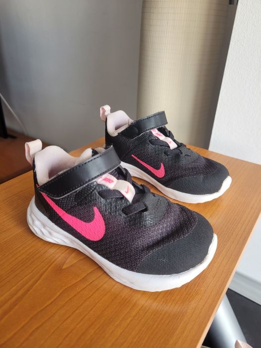 Nike fete nr 23.5
