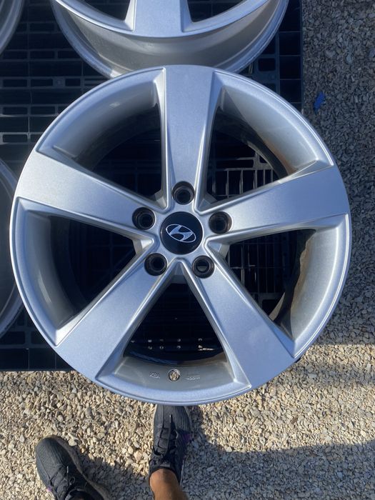 17 цола 5 х 114.3 мм Киа , Хюндай , Тойота , Мазда