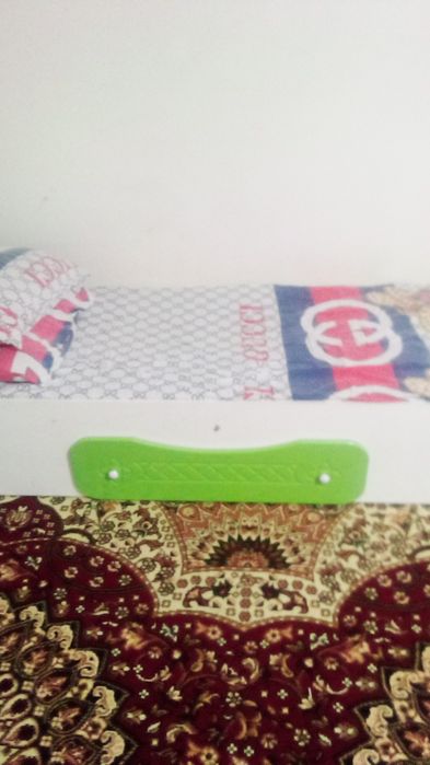 Шкаф,кровать и детские столы