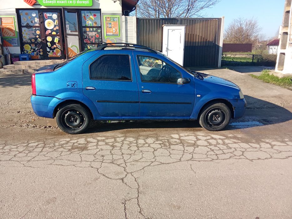 Vând Dacia Logan 1.6