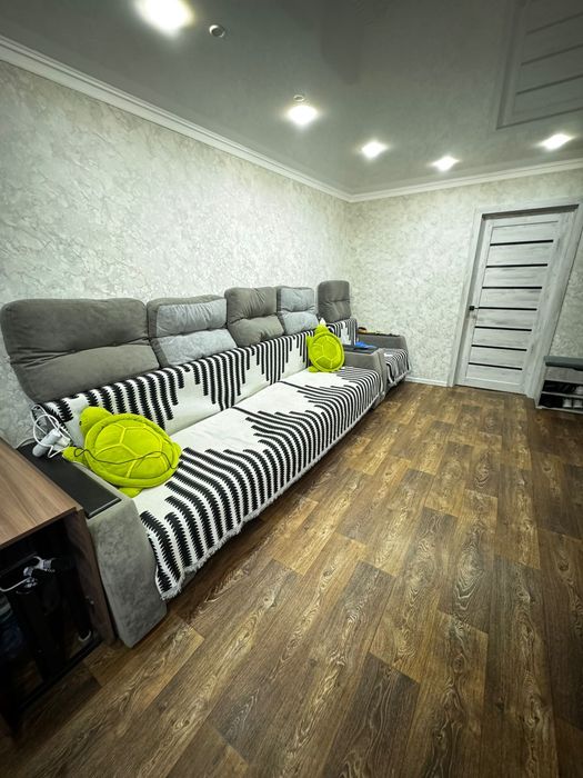 Продам квартиру в 13 мкр