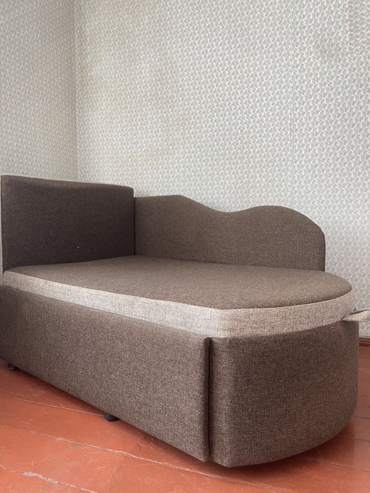 Кресло-Диван в отличном состояний