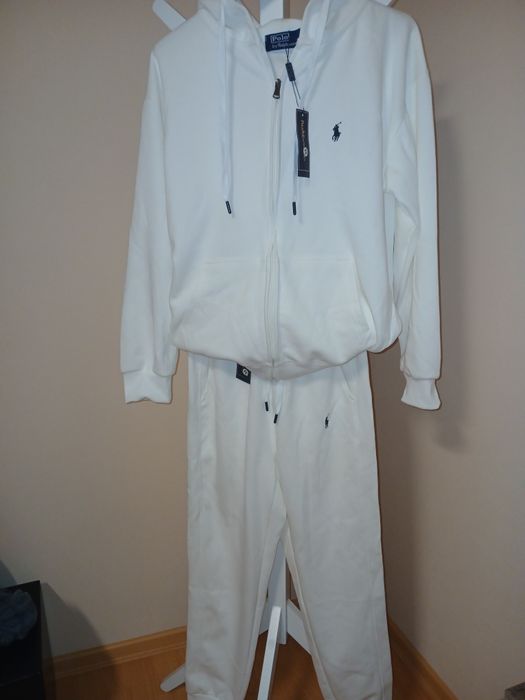 Ralph Lauren анцуг: Чисто нов!