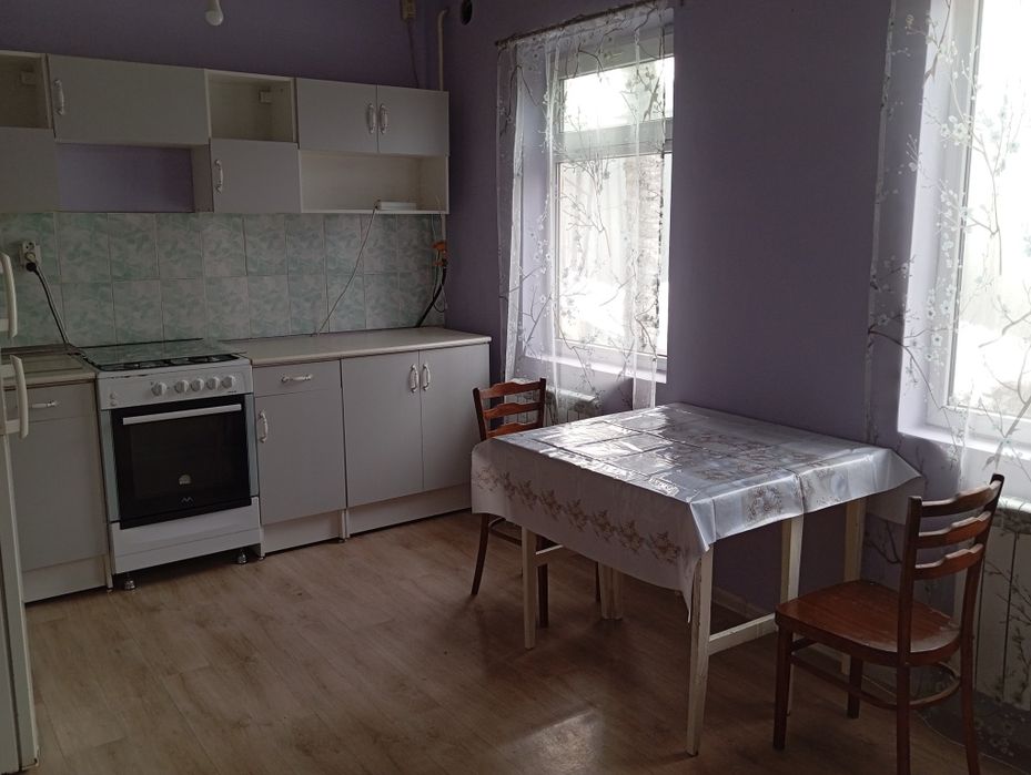 Сдам полдома на долгий срок