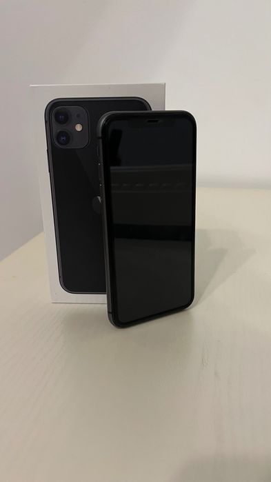 iPhone 11 64 GB. Емкость батарей 70%