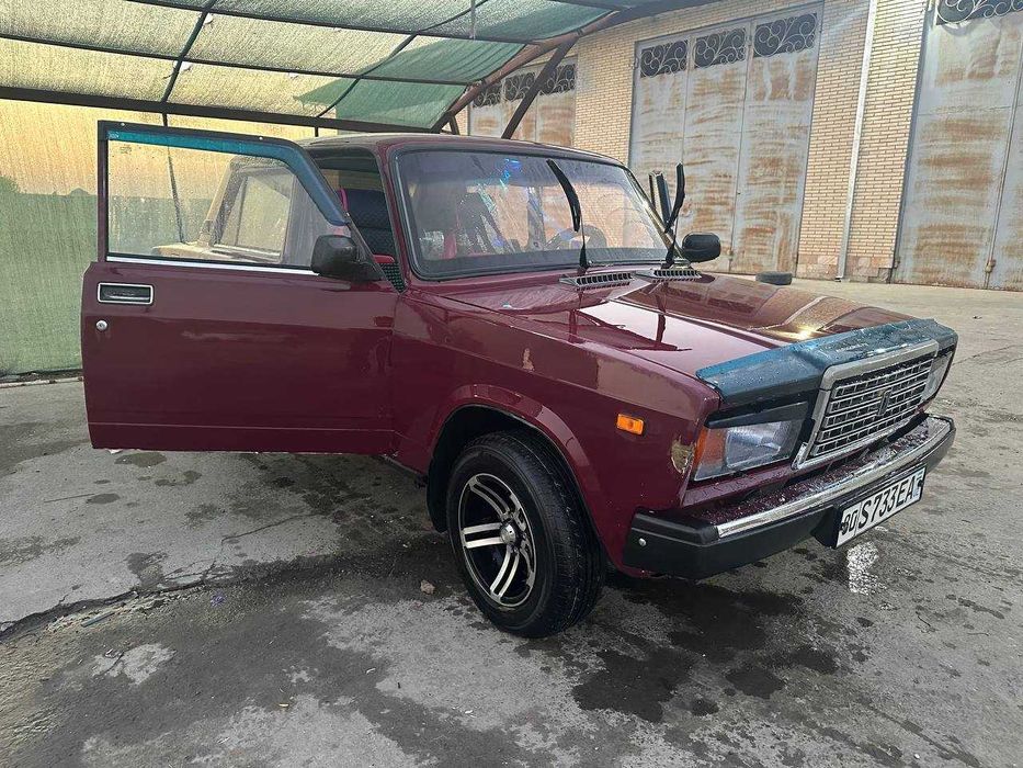 ВАЗ 2107 сотилади