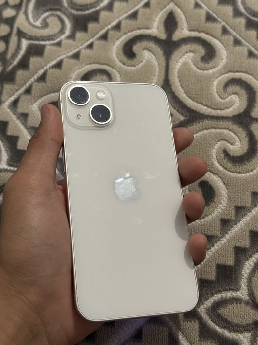 Продам iPhone 13