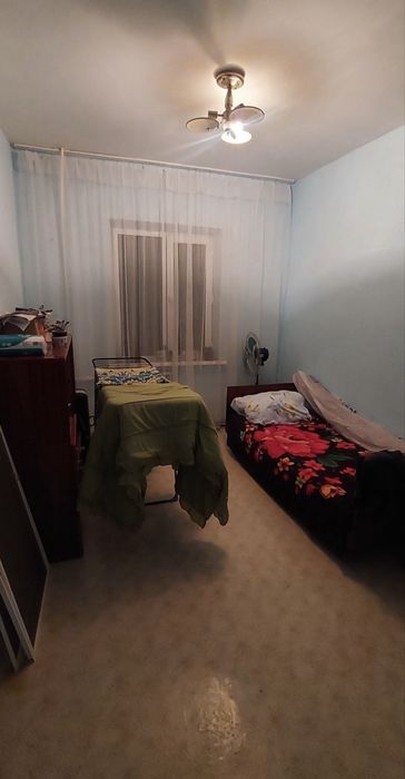 Продается квартира 3 комнатная 10 мкр возле 25 школы