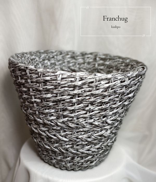 Кашпо ручной работы