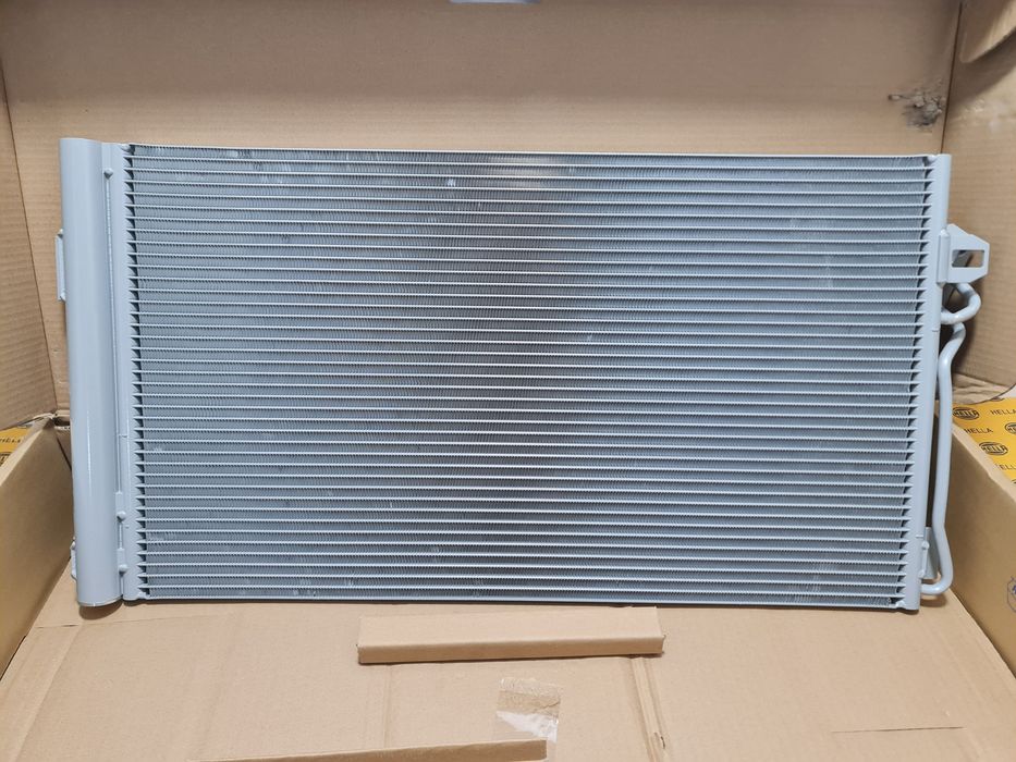 Radiator NOU ac aer condiționat Mercedes V a639 w639 Nissens 94674
