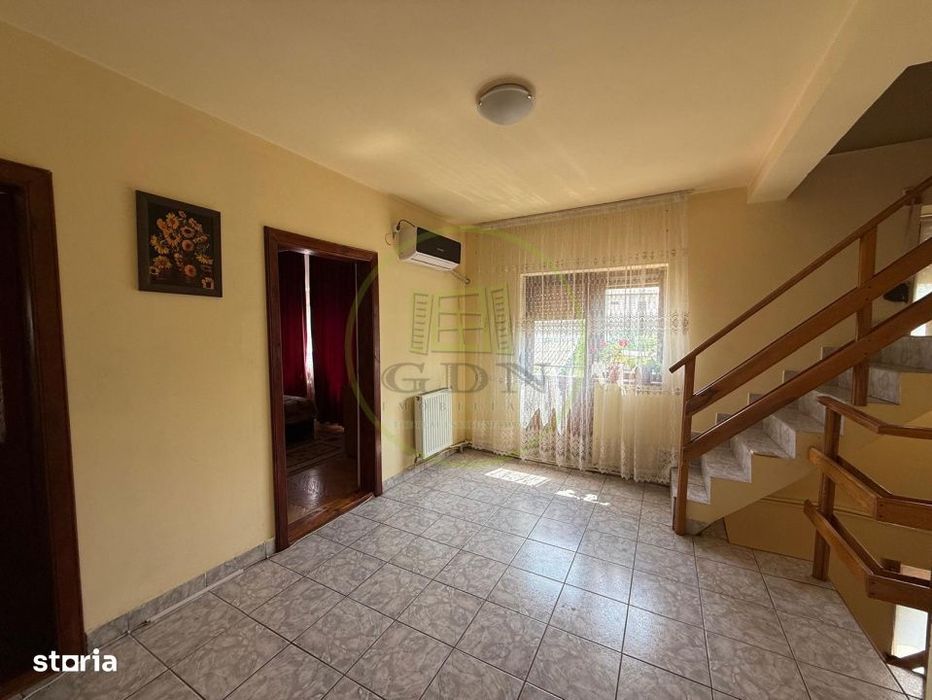 Casa P+1+M , 168mp utili, 181mp teren, zona Piata Mare