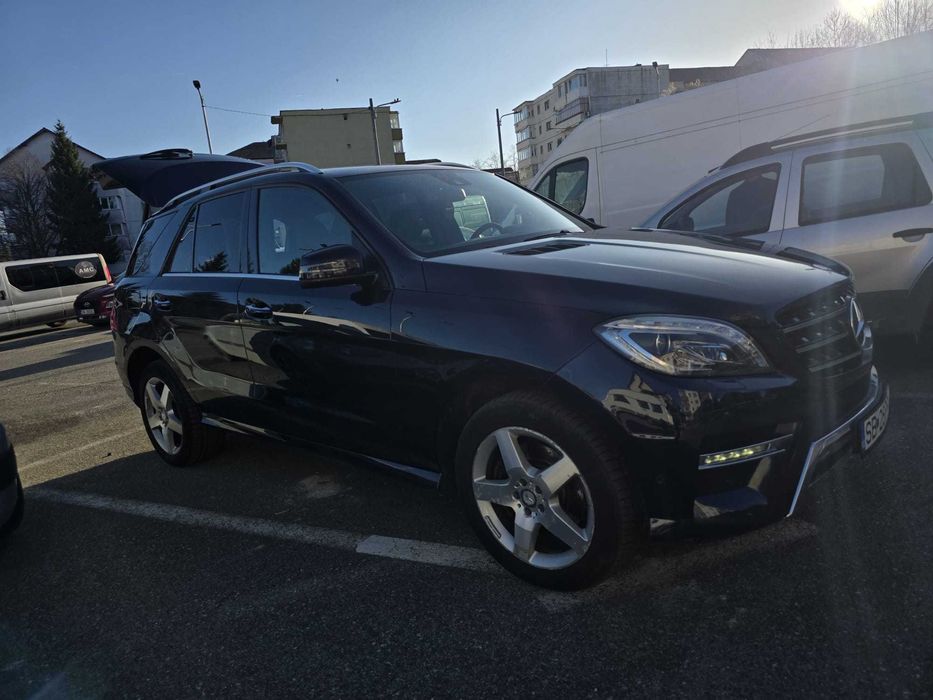 Mercedes-Benz ML 350d 2014 4MATIC AMG Line BlueEFFICIENCY 169161Km