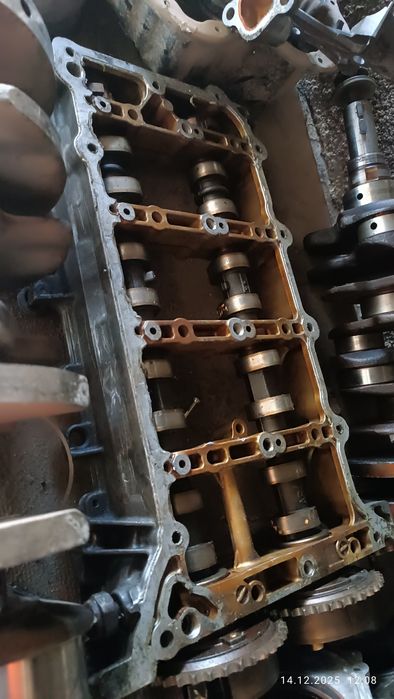 Блок с коленчатом 2AR