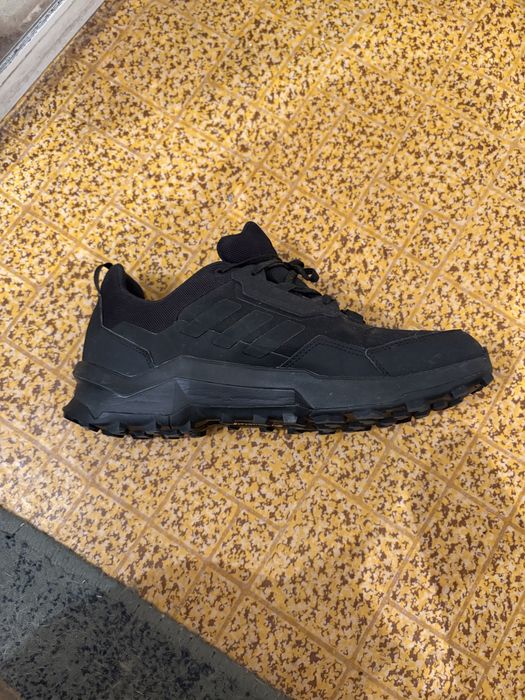 adidas terrex AX4 GORE-TEX