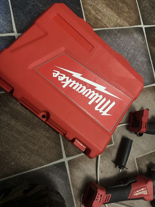 Инстумент гайковерт и болгарка