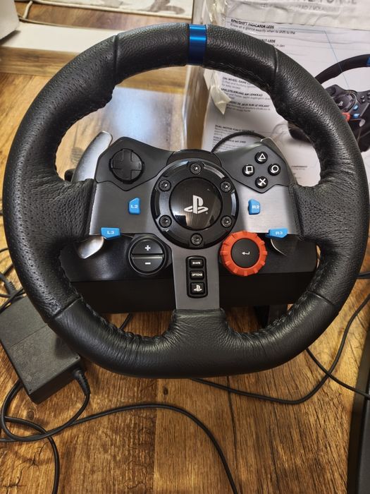 Volan Logitech G29 (Pedale incluse) compatibil PC / PS5 / PS4