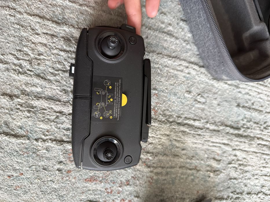 Продам дрон dji mavic mini