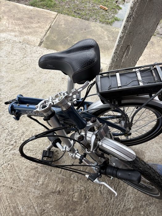 Bicicletă electrică pliabilă