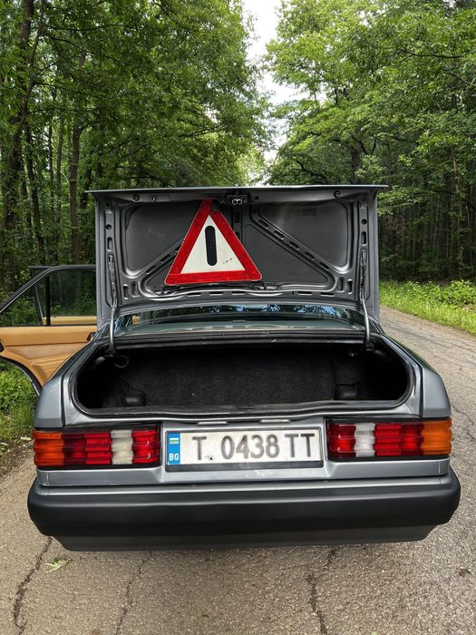 Mercedes 190D 2.0