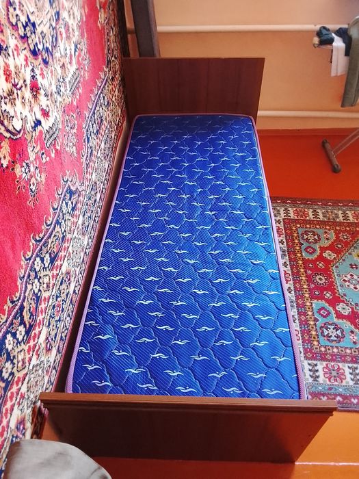 Продам кровати 3 шт