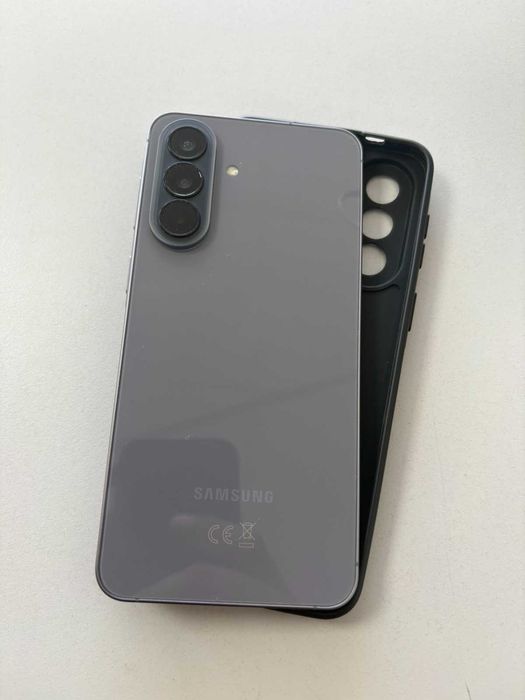 Samsung Galaxy A57