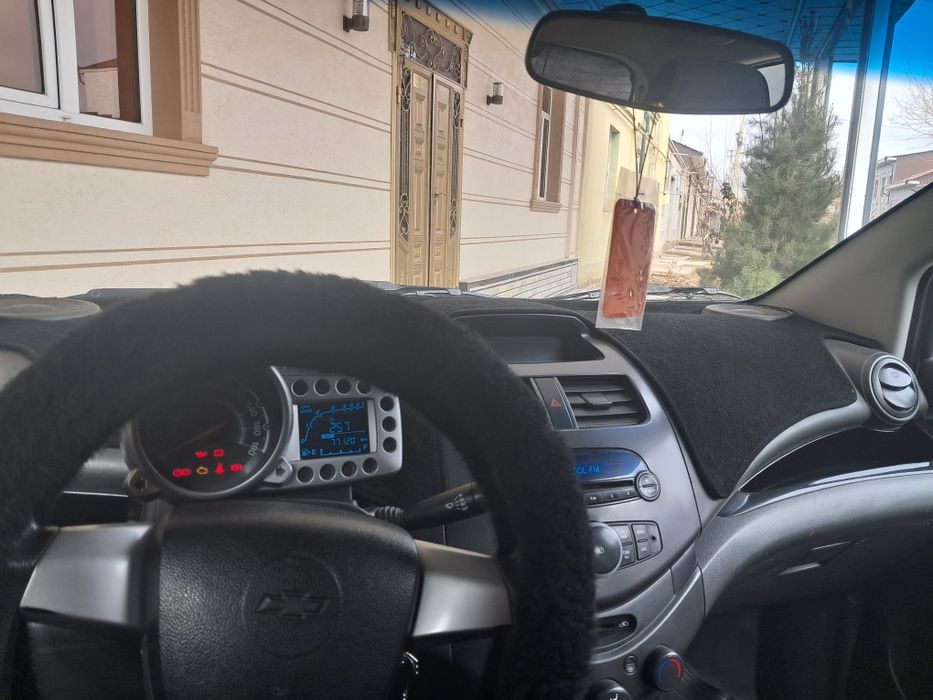 Спарк сотилади 2011 йил холати яхши