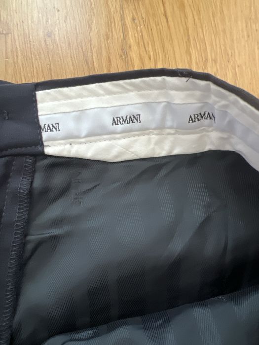 Панталон Armani - елегантен