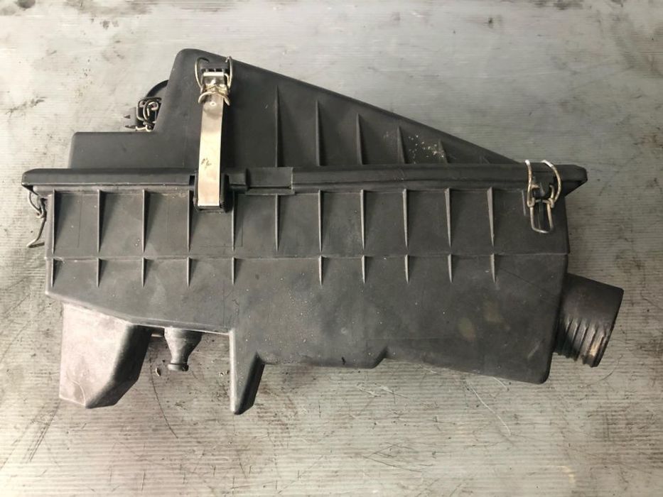 carcasa filtru aer 1.8 ford mondeo 2