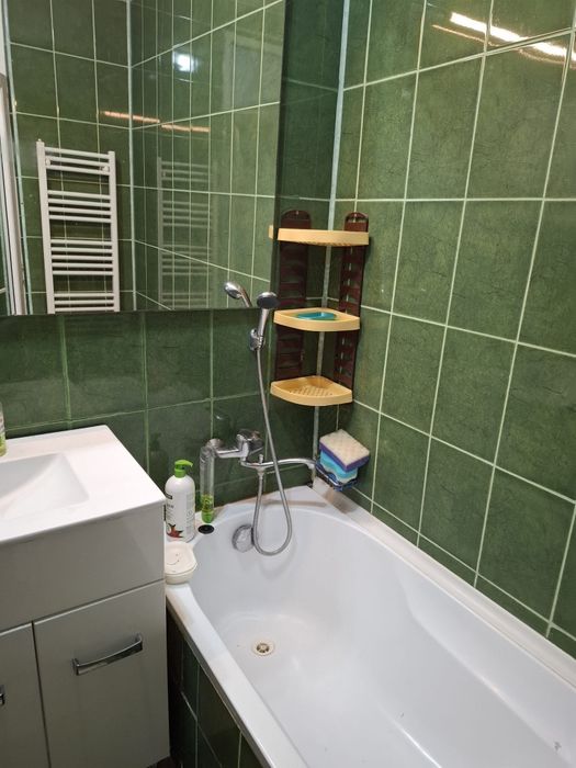 Apartament cu 2 camere semidecomandat, in zona centrala
