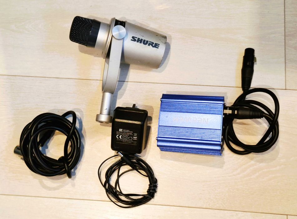 Microfon Shure MV7 podcast, inregistrari, live streaming, gaming + Neewer NW-100 48V phantom power supply