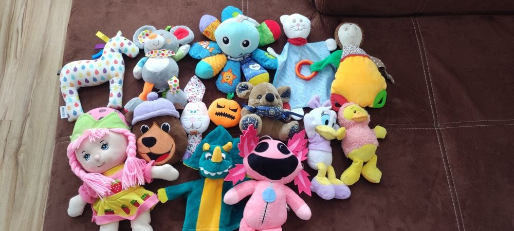 Лот от плюшени играчки