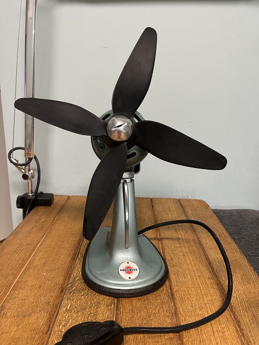 Настолен вентилатор / Progress W03 / 50-те