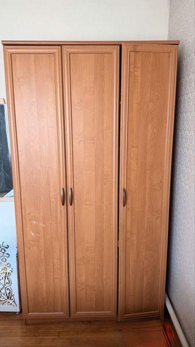 Шкаф, гарнитура на спалню