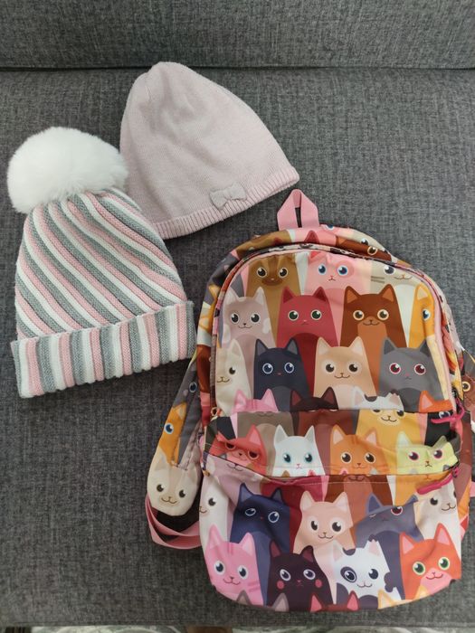 Куртки на девочку