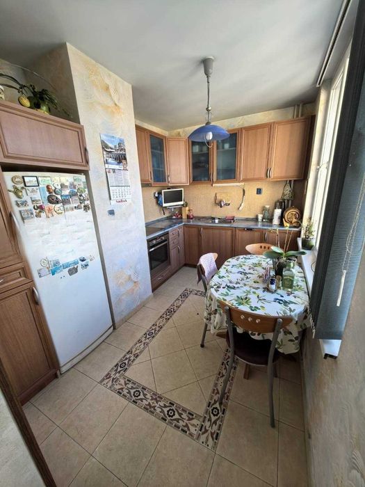 Дава се под наем Тристаен апартамент в София, Красна поляна 1 - 100 кв.м за 900 € - Снимка #4