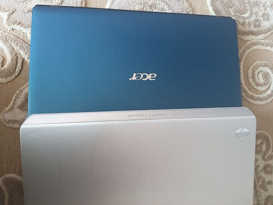 Продам два ноутбука на запчасти