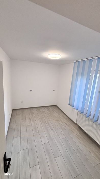 Vând apartament 3 camere