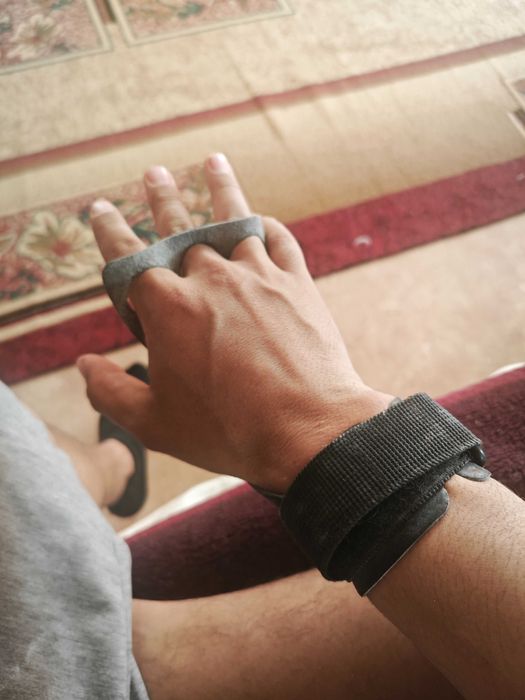 Продам гимнастические накладки